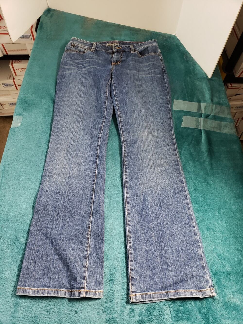 Talbots Jeans Size 2 Petite Womens Blue Stretch Pants Mid Rise Barely Bootcut
